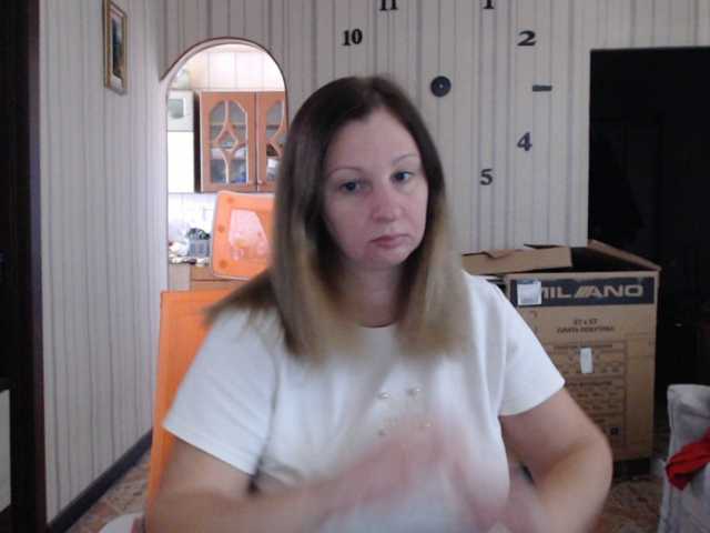 BustyBlondy