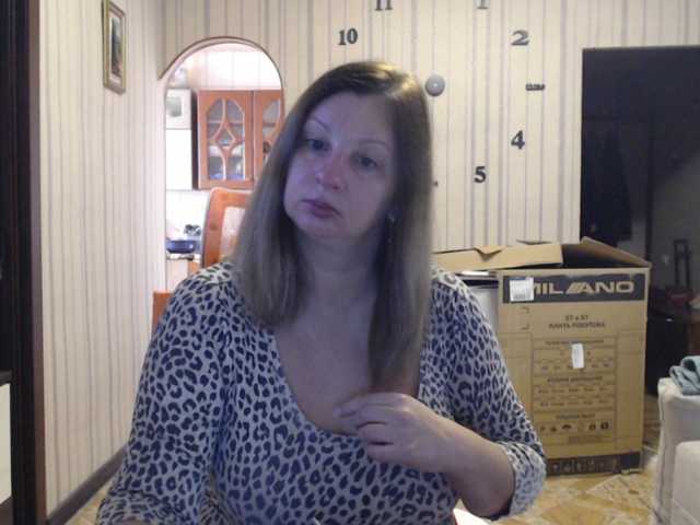 BustyBlondy