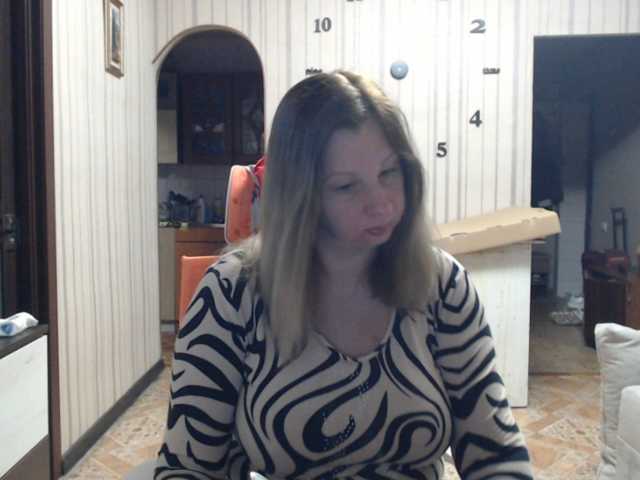 BustyBlondy live cam preview