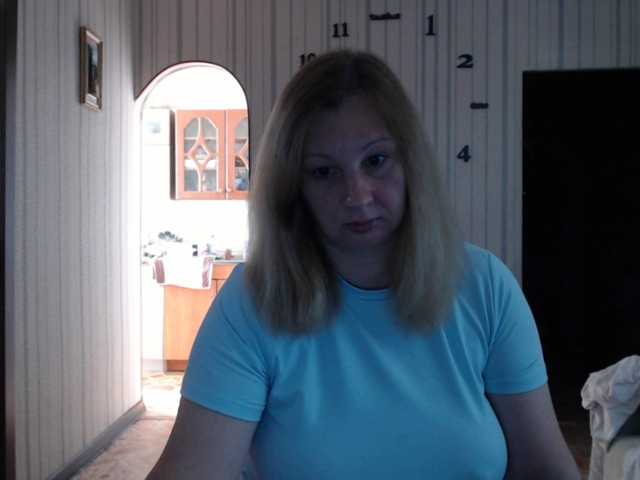 BustyBlondy