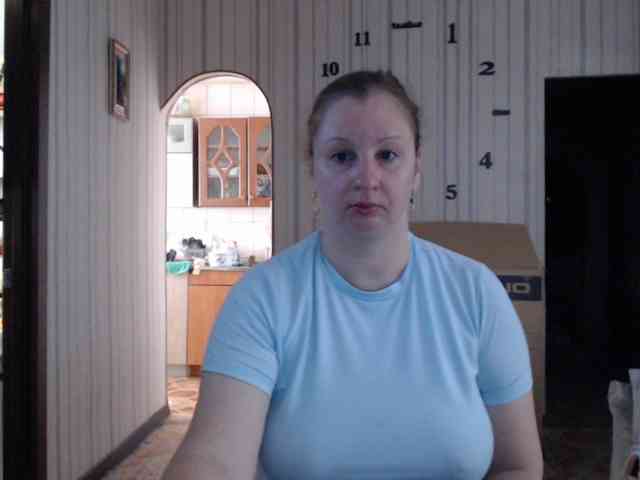 BustyBlondy webcam