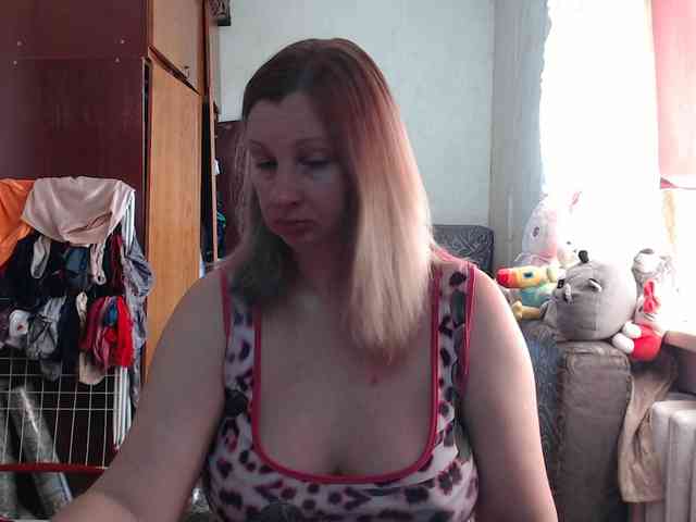 BustyBlondy BustyBlondy