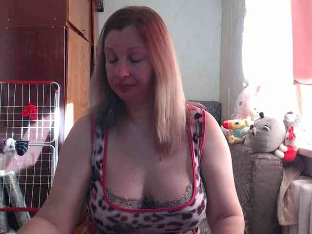 BustyBlondy BustyBlondy