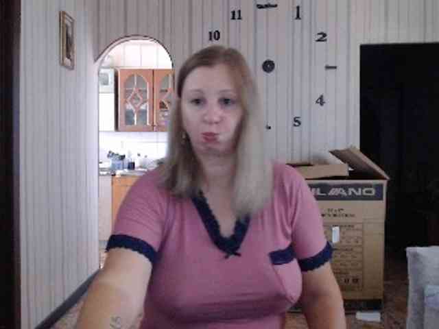 BustyBlondy BustyBlondy