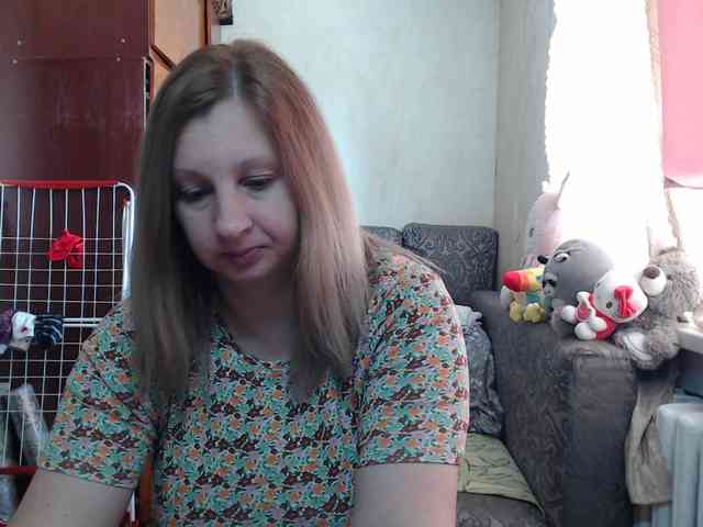 BustyBlondy webcam