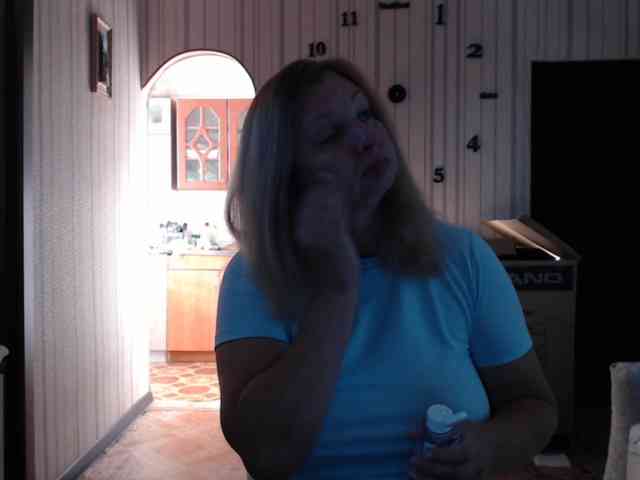 BustyBlondy