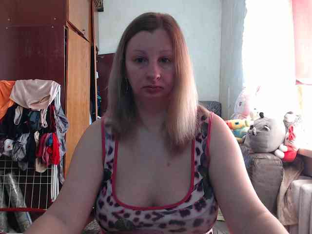 BustyBlondy BustyBlondy