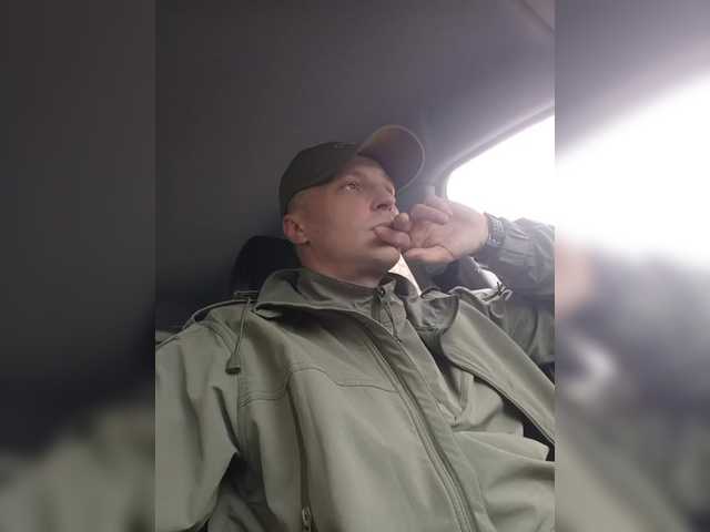 _KYNI-MEN_