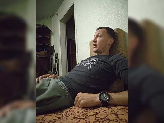 _KYNI-MEN_ — live male cam