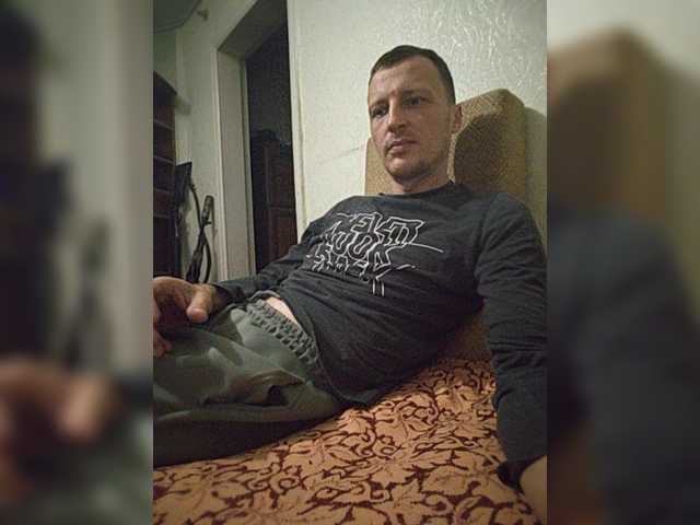 _KYNI-MEN_ — live male cam