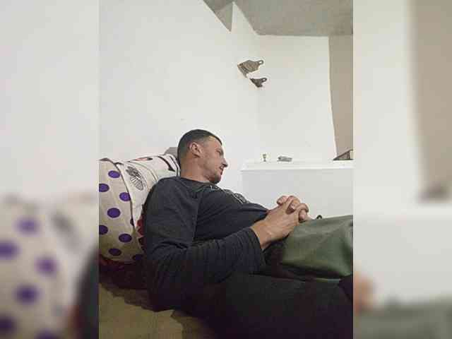 _KYNI-MEN_