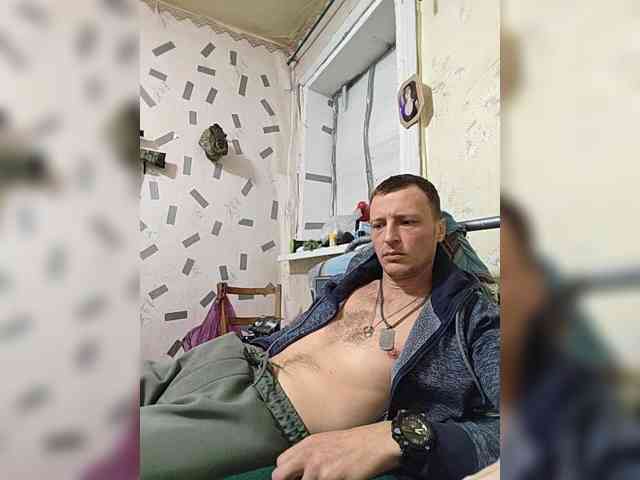 _KYNI-MEN_