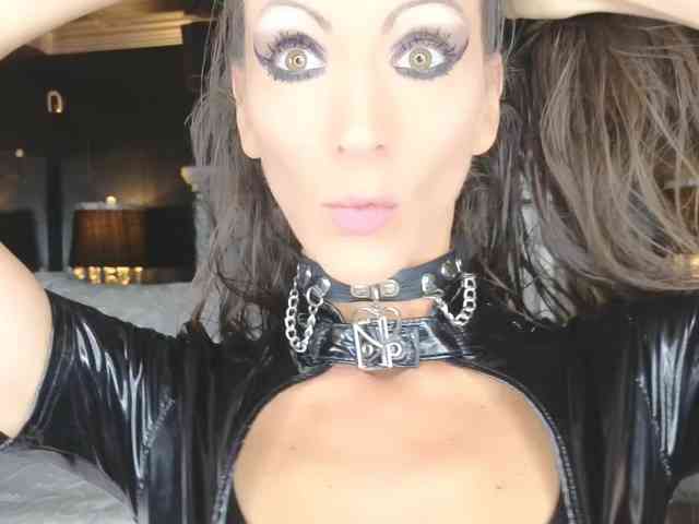 Lilahxoxo webcam