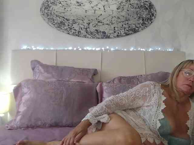 SamantaBlondy webcam