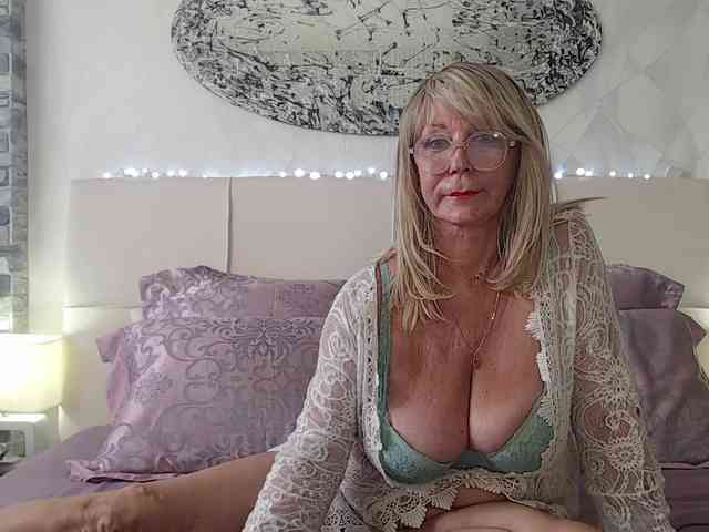 SamantaBlondy webcam