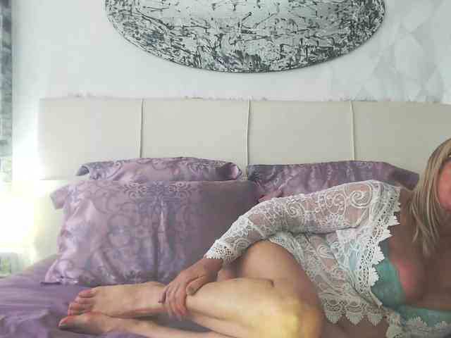SamantaBlondy webcam