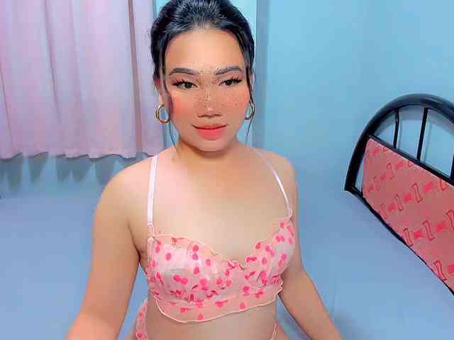 GIRLwithCOCK Live Webcam on BongaCams