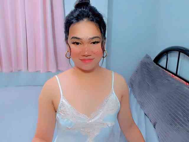 GIRLwithCOCK