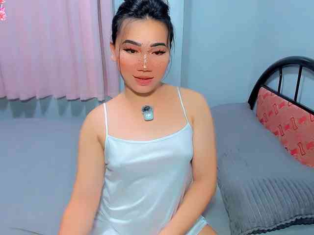 GIRLwithCOCK