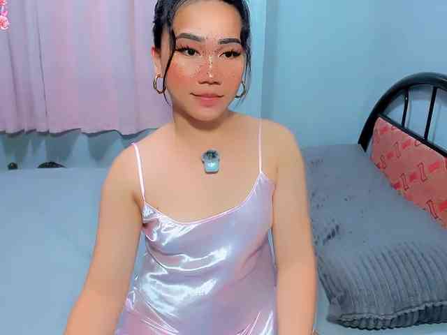 GIRLwithCOCK