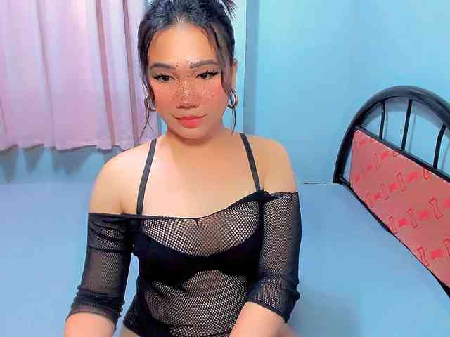 GIRLwithCOCK Live Webcam on BongaCams