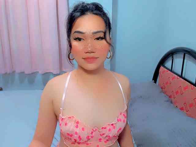 GIRLwithCOCK Sex Cam Show