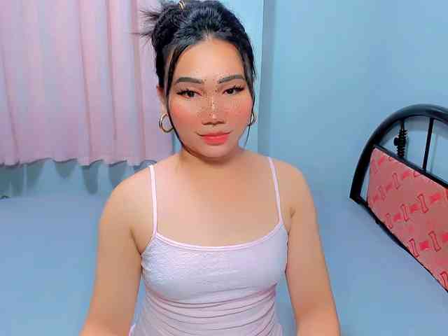 GIRLwithCOCK