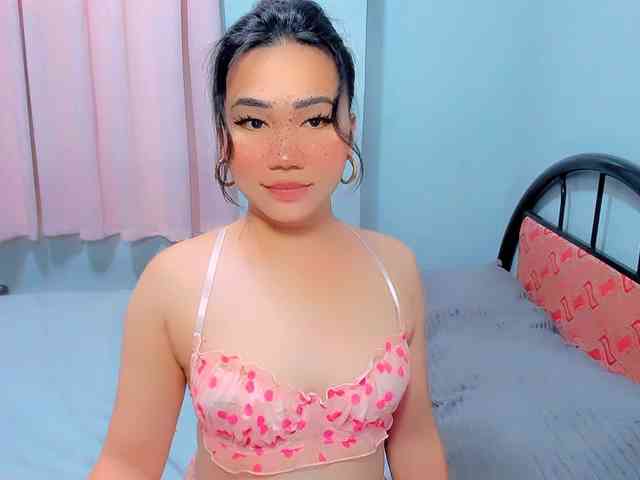GIRLwithCOCK Sex Cam Show