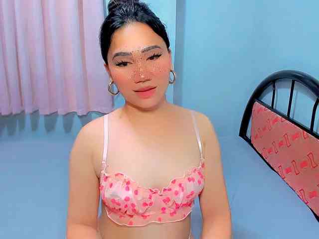 GIRLwithCOCK