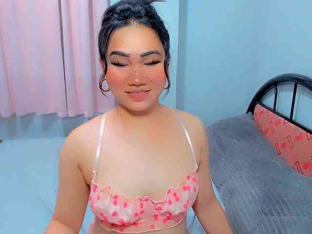 GIRLwithCOCK Sex Cam Show