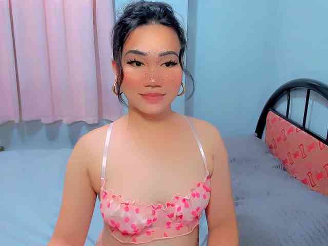 GIRLwithCOCK Sex Cam Show