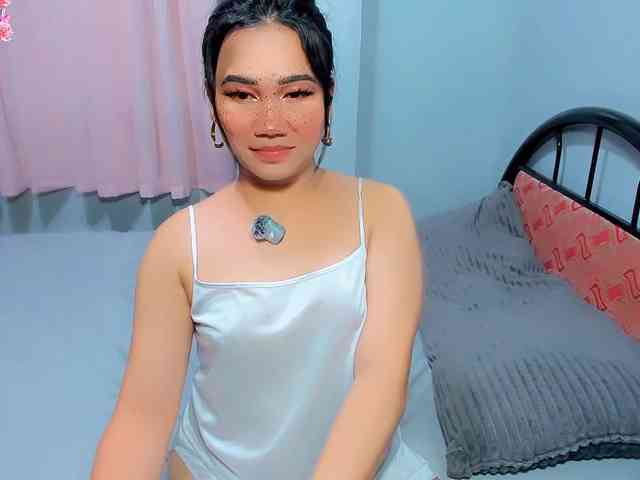 GIRLwithCOCK Live Webcam on BongaCams