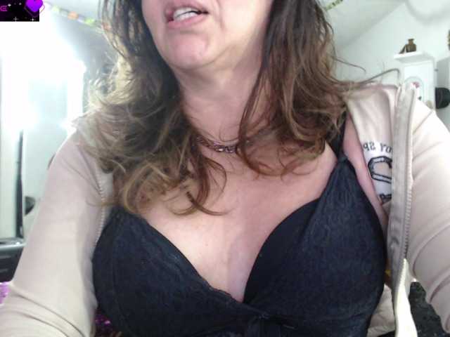 Myrnasexxx live cam