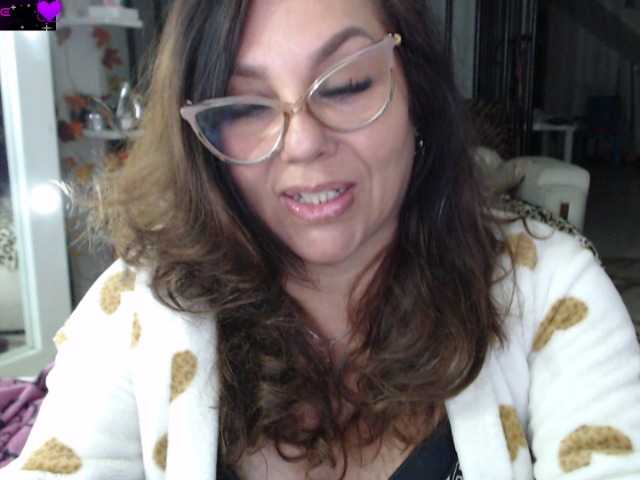 Myrnasexxx live cam on BongaCams