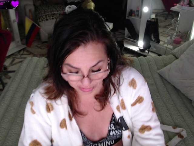 Myrnasexxx live cam on BongaCams