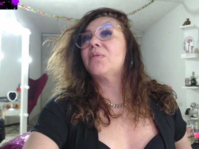 Myrnasexxx live cam on BongaCams