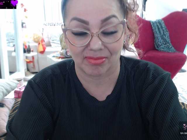 Myrnasexxx live cam preview