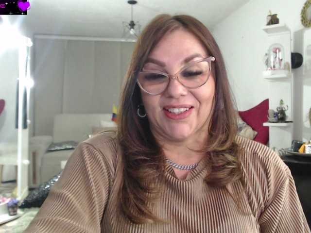 Myrnasexxx live cam on BongaCams