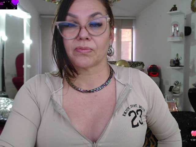 Myrnasexxx live cam