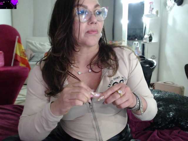 Myrnasexxx live cam on BongaCams