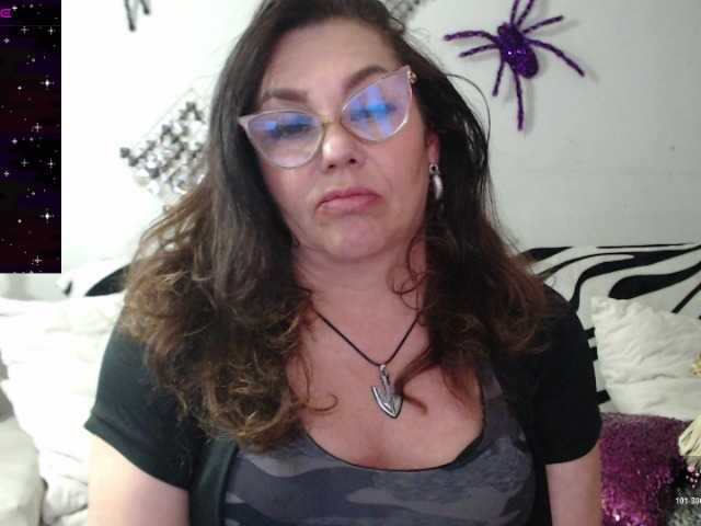 Myrnasexxx live cam preview
