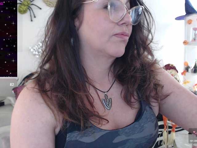 Myrnasexxx live cam on BongaCams