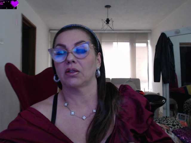 Myrnasexxx live cam on BongaCams