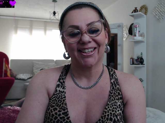 Myrnasexxx live cam on BongaCams