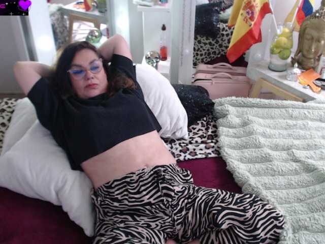 Myrnasexxx live cam on BongaCams