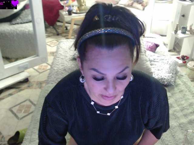 Myrnasexxx live cam on BongaCams