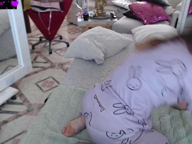 Myrnasexxx live cam on BongaCams