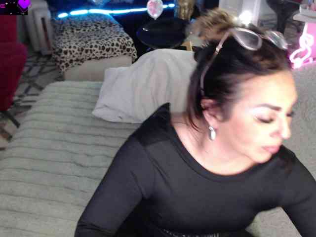 Myrnasexxx Live Webcam on BongaCams