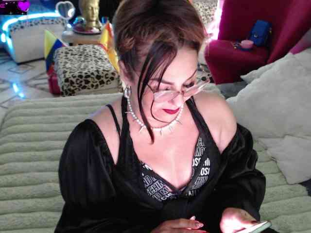 Myrnasexxx Live Webcam on BongaCams