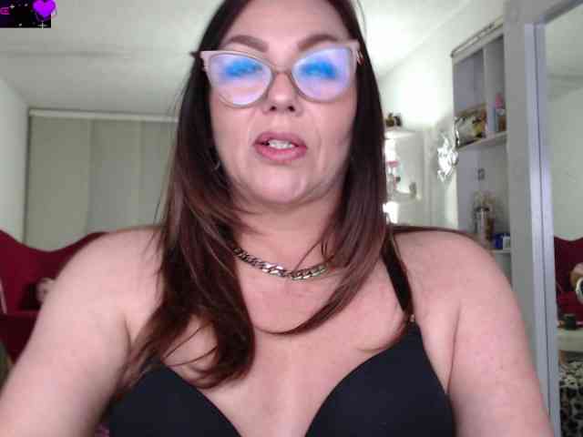 Myrnasexxx webcam